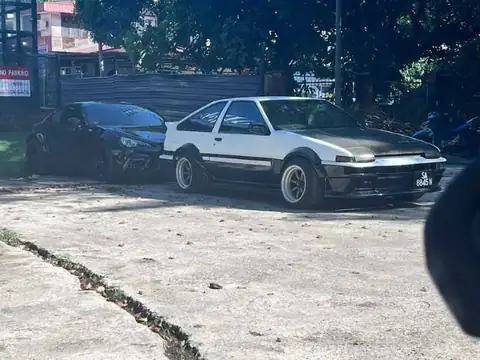Toyota AE86 spotted in Miri