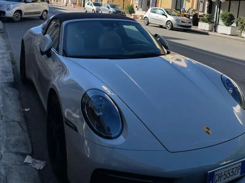 Porsche 911 spotted in Siderno