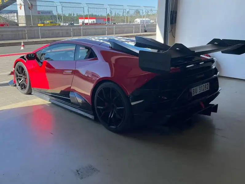 Lamborghini Huracán (2021) spotted in Fredrikstad, Norway