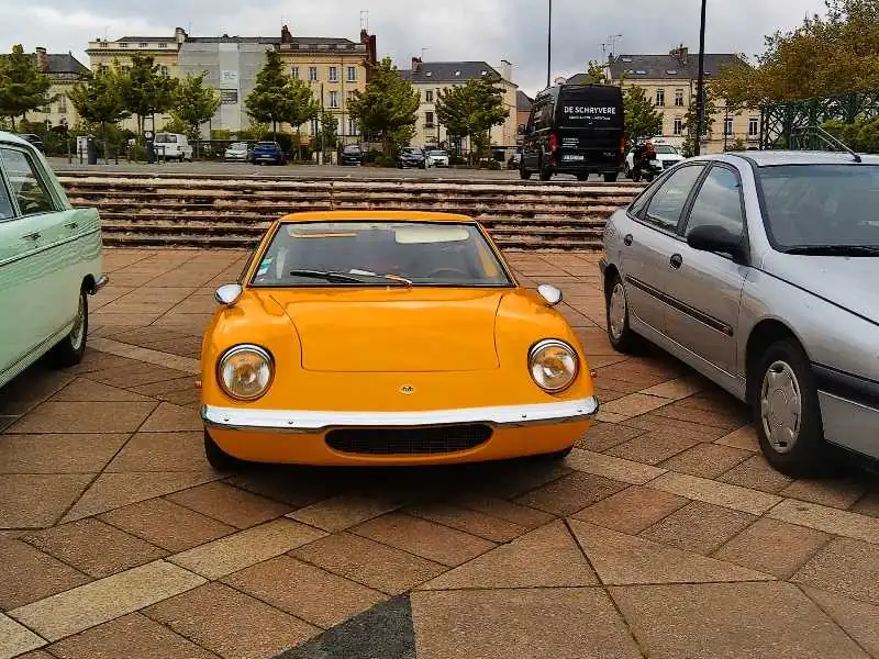 Lotus Elan (1962) spotted in Angers, France