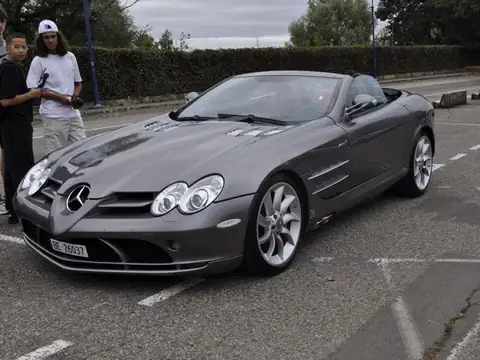 Mercedes-Benz SLR McLaren spotted in Dijon, France