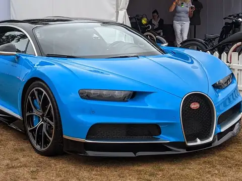 Bugatti Chiron (2016) spotted in Makrakómi, Greece