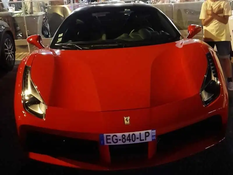 Ferrari 488 GTB (2015) spotted in Faro, Portugal