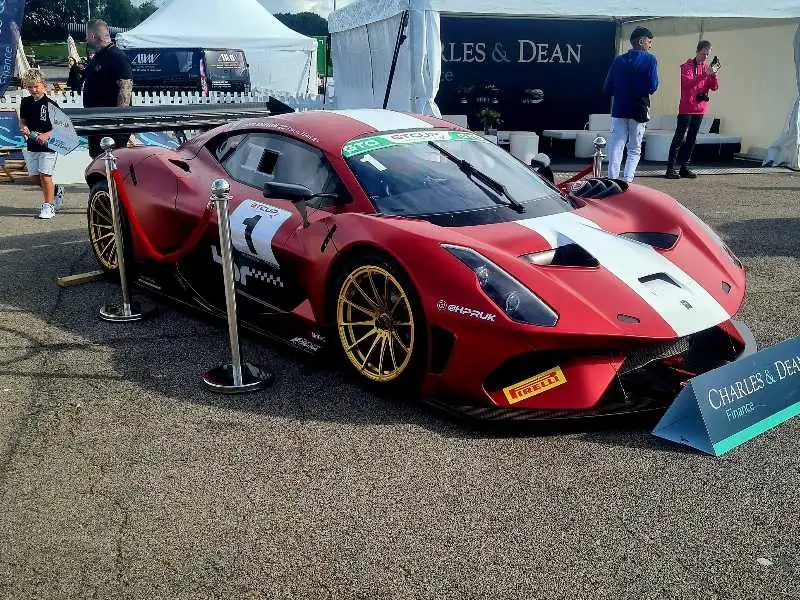 Glickenhaus SCG 003 (2018) spotted in Leicester, United Kingdom