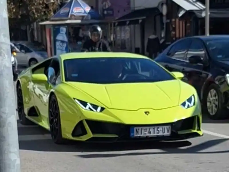 Lamborghini Huracán (2021) spotted in Niš, Serbia