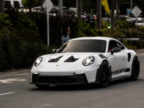 Porsche 911 GT3 RS spotted in Medellín
