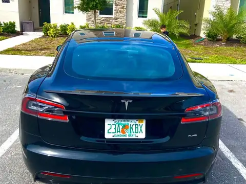 Tesla Model S Plaid (2021) spotted in Orlando, United States