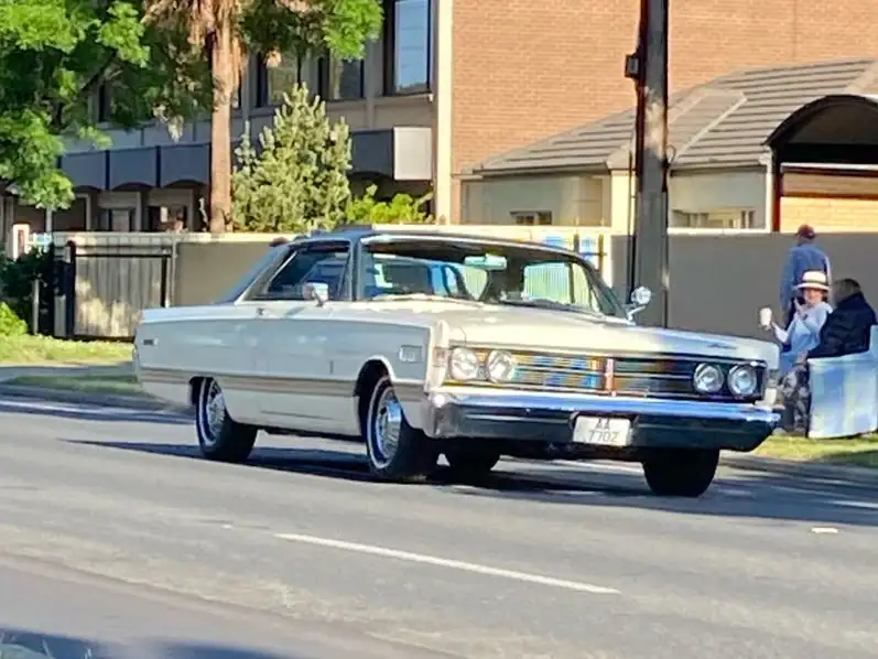 Chrysler New Yorker (1965) spotted in Adelaide, Australia