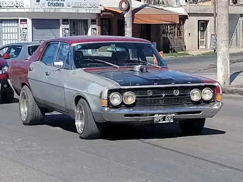 Ford Falcon (1970) spotted in Córdoba, Argentina