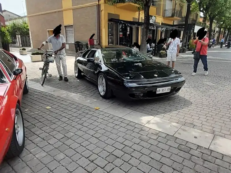 Lotus Esprit (1990) spotted in Caserta, Italy