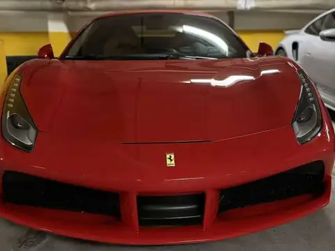 Ferrari 488 GTB (2015) spotted in Montréal, Canada