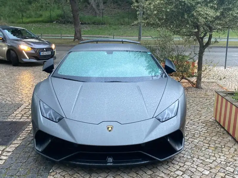 Lamborghini Huracán (2021) spotted in Lisbon, Portugal