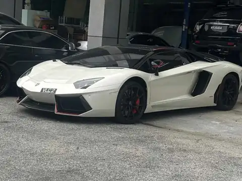 Lamborghini Aventador spotted in Petaling Jaya