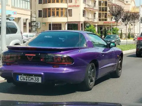 Chevrolet Camaro (1995) spotted in Făgăraș, Romania