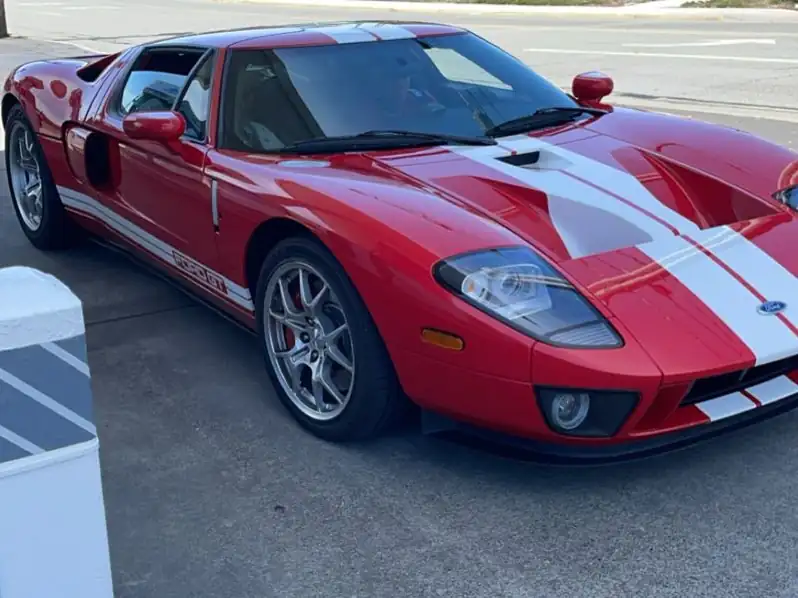 Ford GT (2005) spotted in Grants Pass, United States