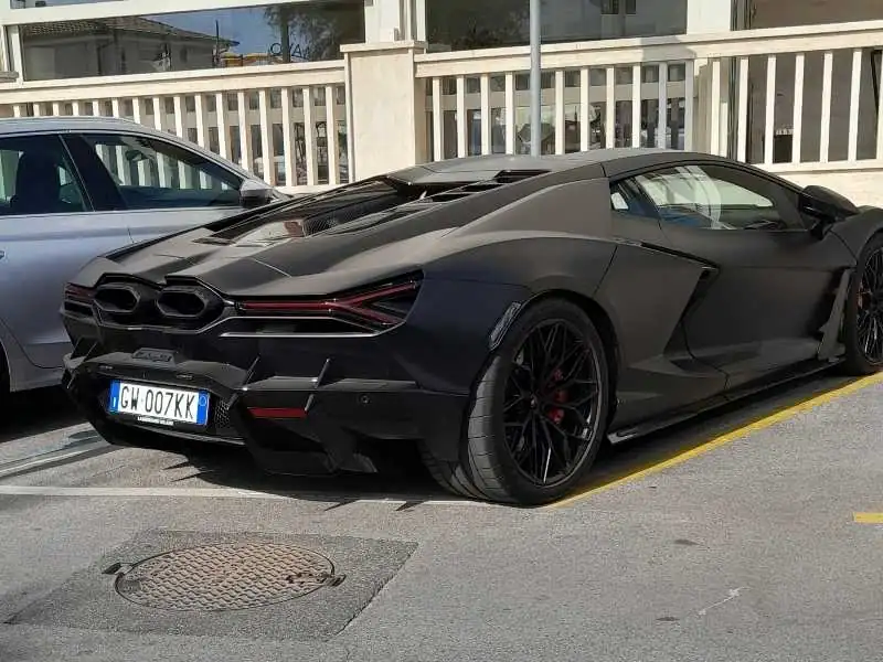 Lamborghini Sian spotted in Viareggio