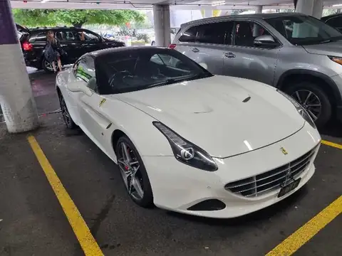 Ferrari California T (2015) spotted in Gold Coast, Australia