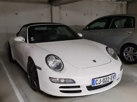 Porsche 911 Carrera 4S (2008) spotted in Roanne, France