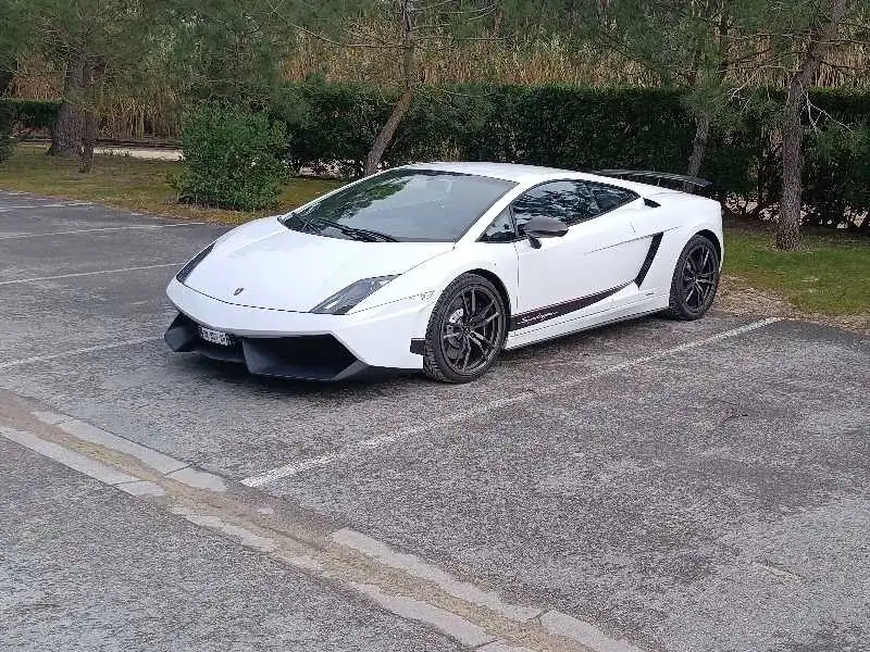 Lamborghini Gallardo spotted in Andernos-les-Bains
