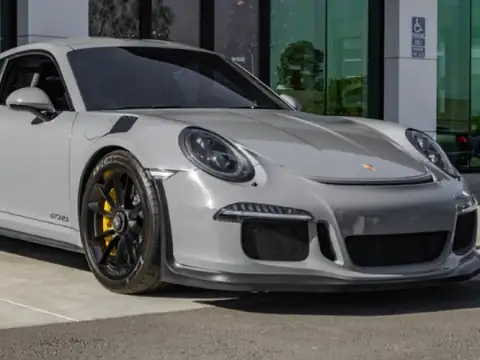 Porsche GT3 RS (2018) spotted in Mineral Point, United States