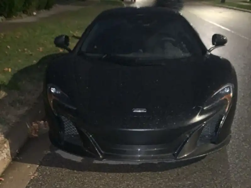 McLaren P1 (2015) spotted in Guelph, Canada