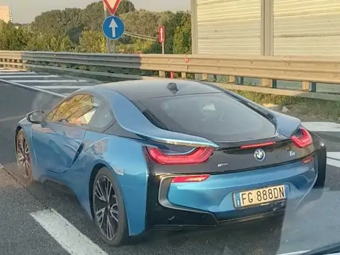 BMW i8 (2015) spotted in Mestre, Italy