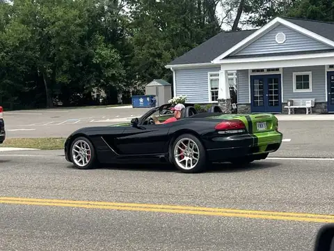 Dodge Viper (2003) spotted in Cleveland, United States