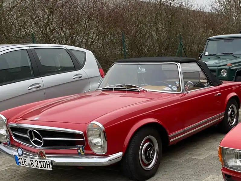 Mercedes-Benz Pagoda (1967) spotted in Mühlhausen, Germany
