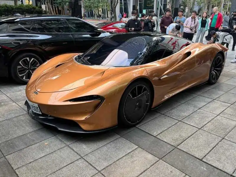 McLaren Sabre spotted in Taipei