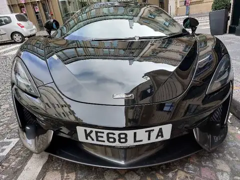 McLaren 650S (2018) spotted in Paris, France