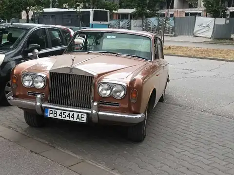 Rolls-Royce Silver Shadow spotted in Plovdiv
