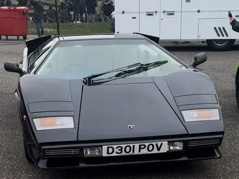 Lamborghini Countach (1980) spotted in Basildon, United Kingdom