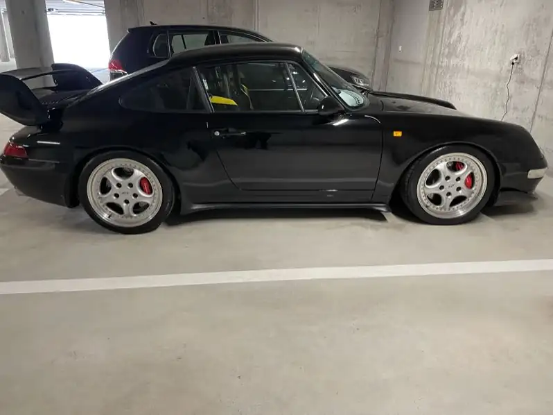 Porsche 911 (993) Turbo (1995) spotted in Brig-Glis, Switzerland
