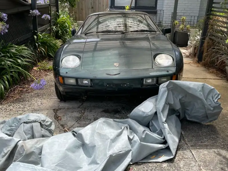 Porsche 924 (1980) spotted in Melbourne, Australia