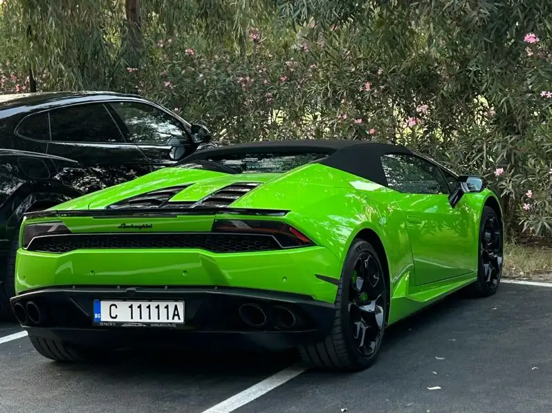 Lamborghini Huracán spotted in Néa Fókaia
