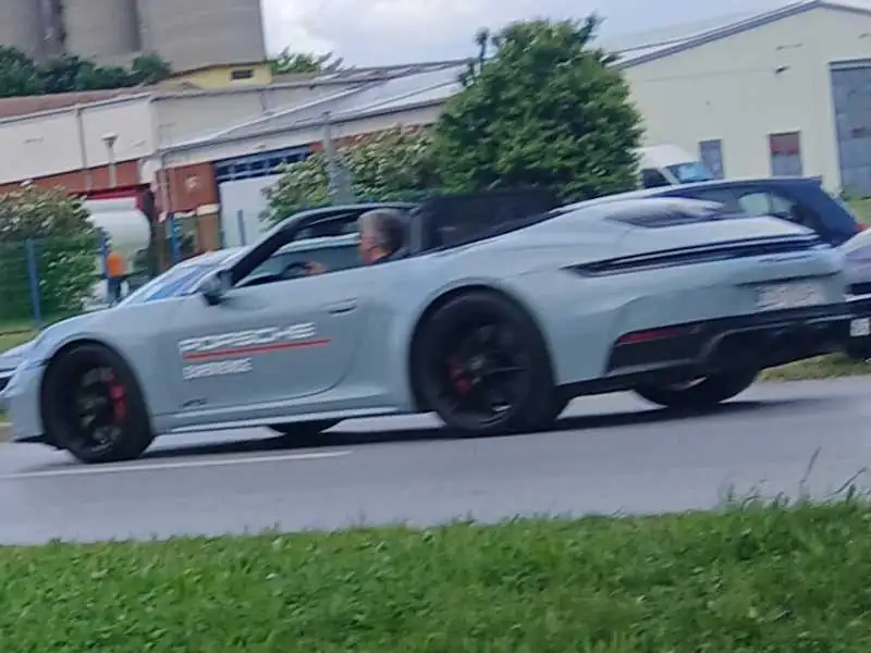 Porsche Cabriolet spotted in Đakovo