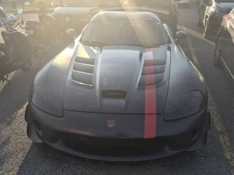 Dodge Viper ACR (2015) spotted in Repentigny, Canada