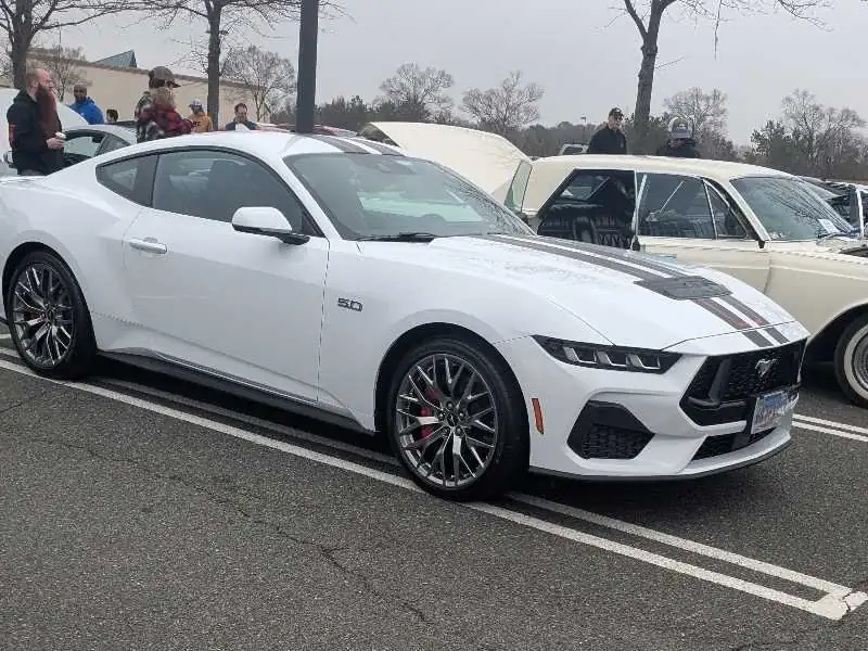 Ford Mustang (2023) spotted in Richmond, United States