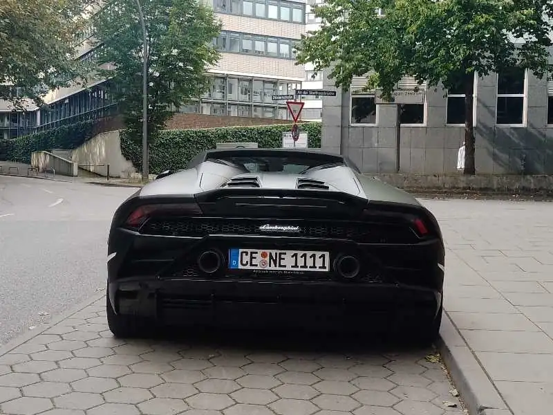Lamborghini Huracán (2020) spotted in Hamburg, Germany