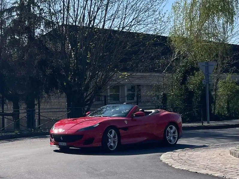 Ferrari Portofino (2017) spotted in Saint-Quentin-en-Yvelines, France