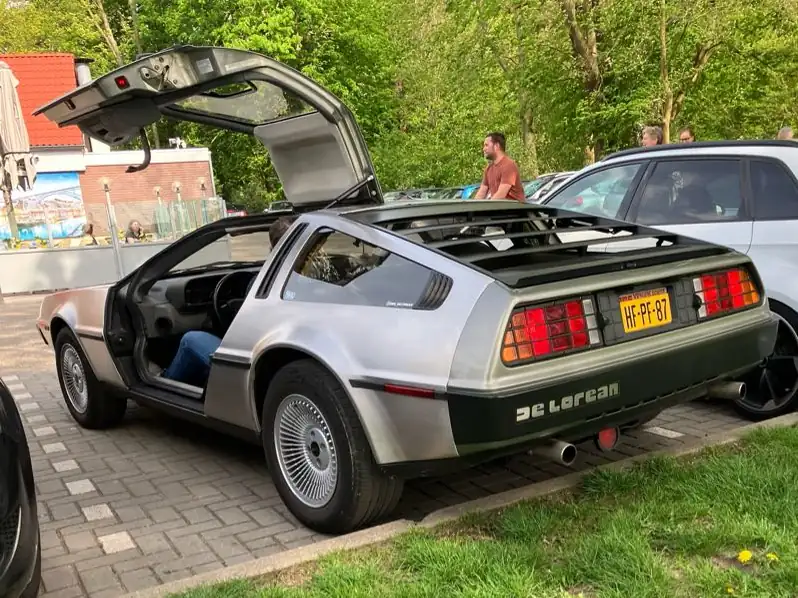 DeLorean DMC-12 (1981) spotted in Hrymailiv, Ukraine