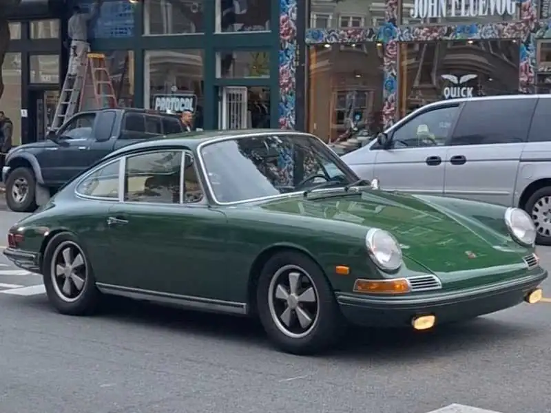 Porsche 911 (1969) spotted in Flagstaff, United States