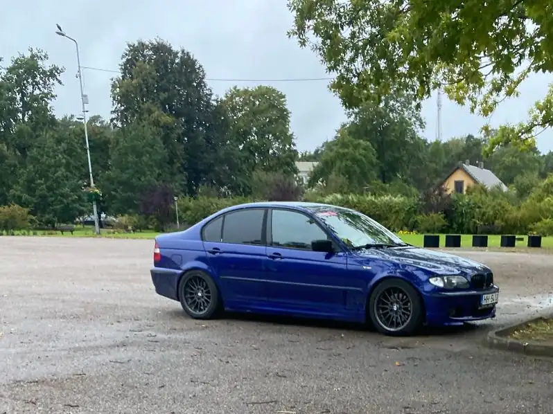 BMW 3 Series spotted in Valdemārpils