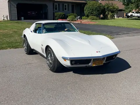 Chevrolet Corvette (1969) spotted in Clay, United States