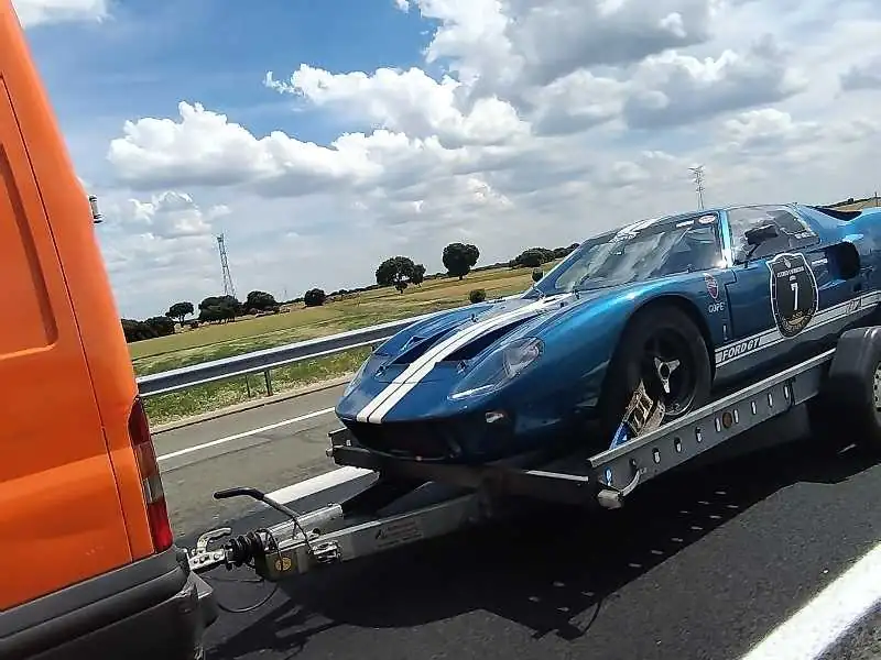 Ford GT (2005) spotted in Madrid, Spain