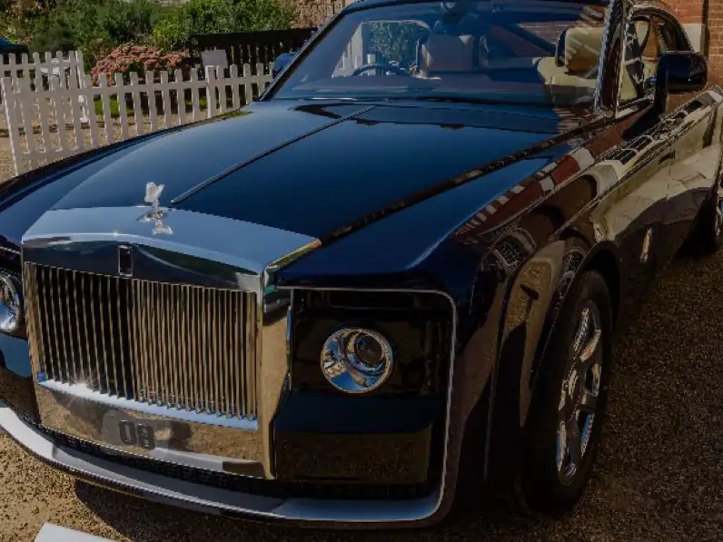 Rolls-Royce Phantom Drophead Coupe (2017) spotted in Frostproof, United States