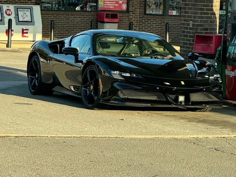 Ferrari SF90 Stradale (2020) spotted in Knoxville, United States