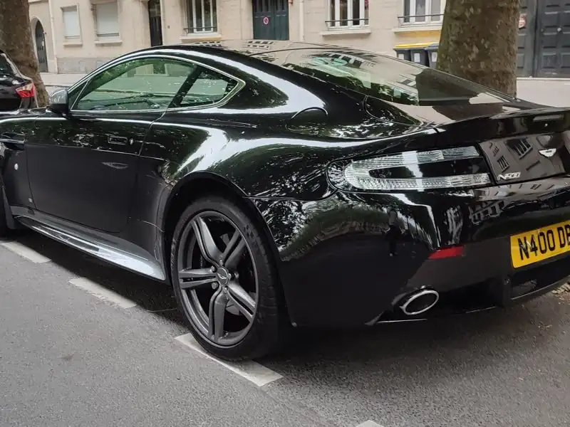 Aston Martin V8 Vantage N400 (2008) spotted in Caen, France