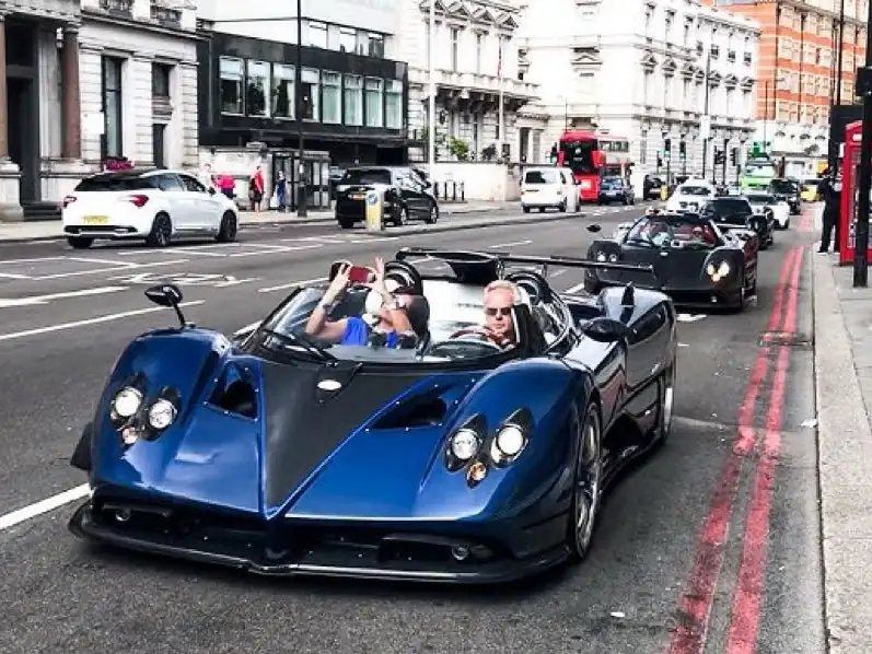 Pagani Zonda spotted in Venice