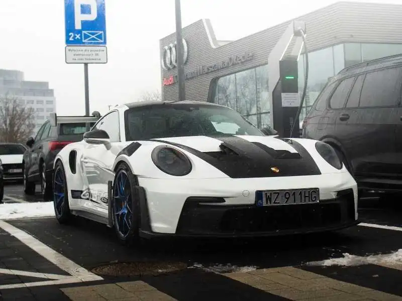 Porsche 911 GT3 (2022) spotted in Warsaw, Poland